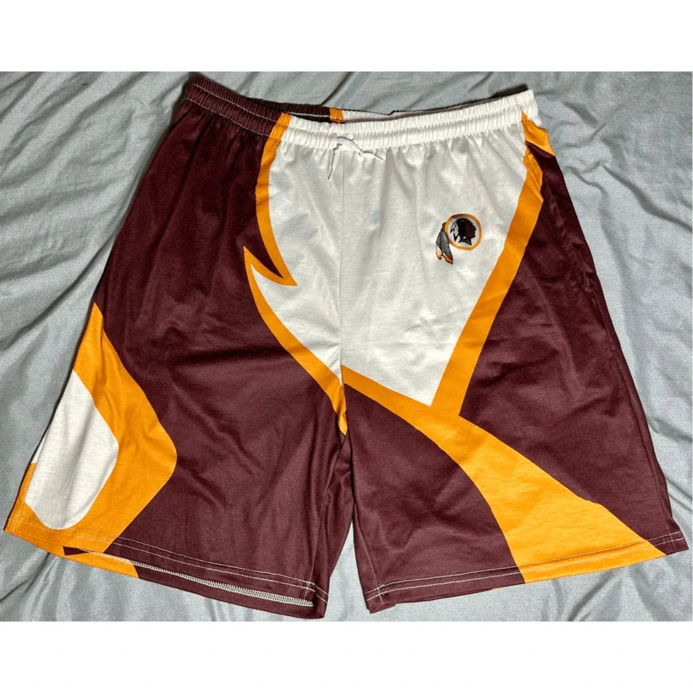 Vintage Washington Redskins Men’s T-shirt NFL Burgundy & Gold Shorts Sz 5XL